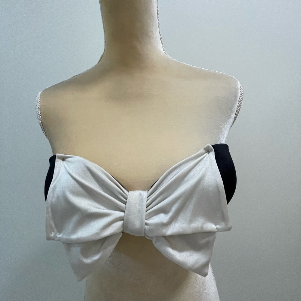 Victoria’s Secret Large Bow Bikini TOP
